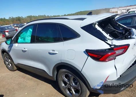 2025 Ford Escape St-Line из США, поврежденный, VIN 1FMCU0MN1SUB01563